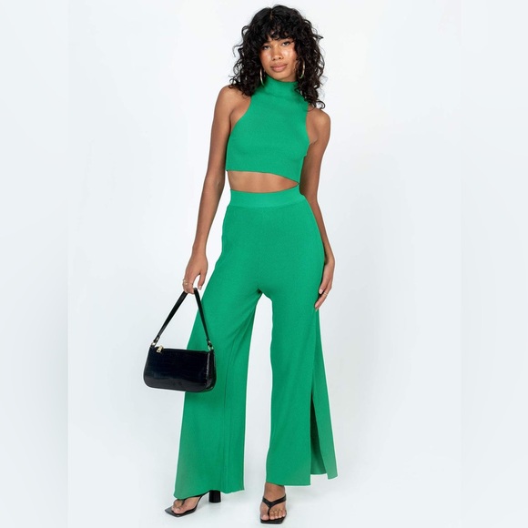 Green halter tank and pant 2 piece ribbed matching set - Picture 6 of 12
